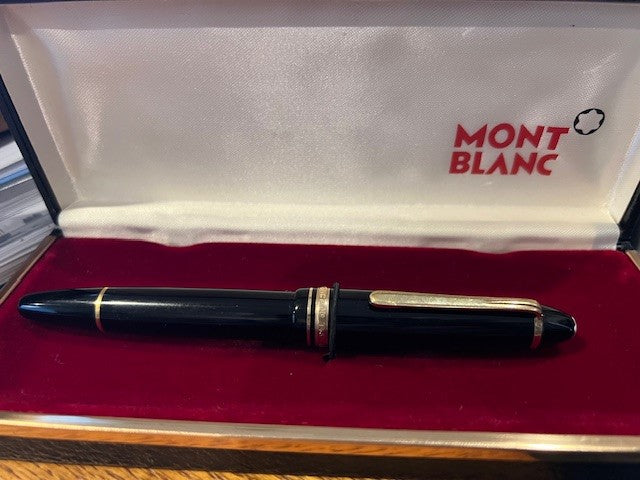 Montblanc Meisterstück Gold-Coated Fountain Pen Pre-Owned